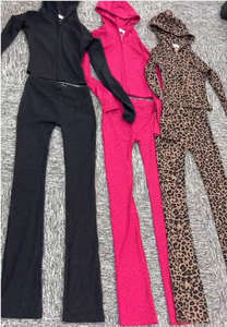 Set da <span class=keywords><strong>donna</strong></span> con stampa leopardata a due pezzi Casual da Jogging pantaloni all'ingrosso con cappuccio e stampa digitale <span class=keywords><strong>abbigliamento</strong></span> all'ingrosso - Product Image 2