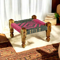 Tabouret repose-pieds léger en bois naturel tressé, artisanal, traditionnel, écologique, gain de place, idéal pour appartement