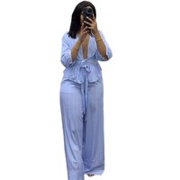 HK72925 Tenues d'été tendance pour femmes, chemise à col en V rayée à lacets et pantalon large, ensemble deux pièces, vêtements de bureau pour femmes