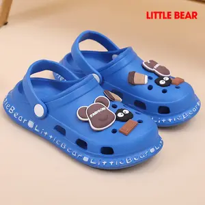 2024 beliebte Croc-Schuhe Kleinkind Teenager Jungen Mädchen Freizeitschuhe schöne Geschenke für Babys niedliche Cartoon-Bär-Bild Clogs