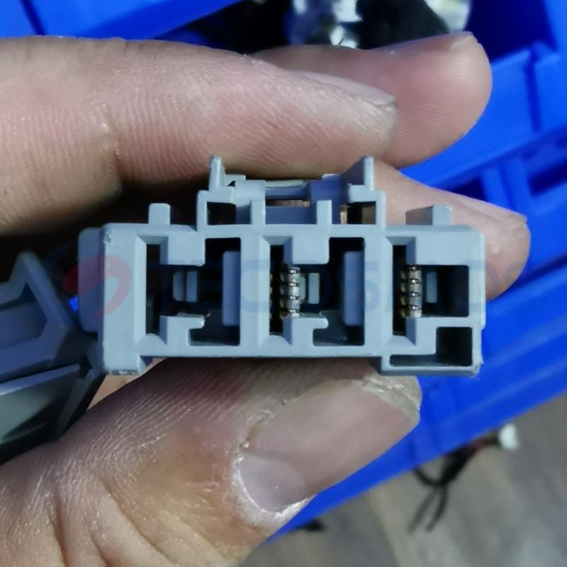 Car Connector For Grey 3pin CT3-0152M-1