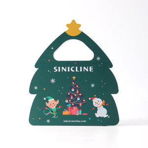 Sac cadeau de luxe personnalisé en papier blanc en forme de sapin de Noël avec poignée en ruban et impression sérigraphique pour emballage de cadeaux de fin d'année et promotion de marque - Product Image 4