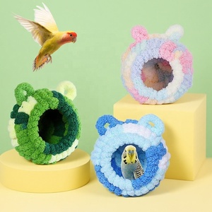 Nid d'oiseau en peluche moelleux et chaud <span class=keywords><strong>pour</strong></span> l'hiver, <span class=keywords><strong>cabane</strong></span> suspendue confortable, <span class=keywords><strong>lit</strong></span>-cage <span class=keywords><strong>pour</strong></span> perroquets, perruches, agapornis et petits oiseaux de compagnie - Product Image 1
