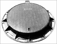 Aangepaste Vierkante Ductiele Gietijzeren Putdeksels En124 A15 B125 C250 D400 E600 F900 Nodulair Gietijzeren Putdeksel Met Frame - Product Image 2