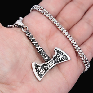 Collar con colgante de hacha vikinga de acero inoxidable yunnique, joyería de regalo de diseño retro para hombre - Product Image 4