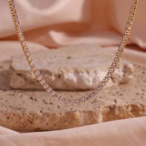 Collar de Cadena Minimalista, Combinable con Todo, Súper Elegante, Chapado en Cobre con Oro de 14K, Microincrustaciones de Circonita, para Mujer - Product Image 1