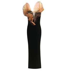 Abito da <span class=keywords><strong>sera</strong></span> di lusso nero elegante con ricamo 3D arancione, senza spalline, scollo a barca, linea ad A, lunghezza al pavimento, firmato - Product Image 1