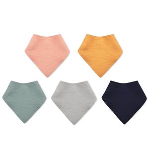 Bavoirs <span class=keywords><strong>en</strong></span> mousseline rose pour bébés, filles et garçons, accessoires pour <span class=keywords><strong>nouveau</strong></span>-<span class=keywords><strong>né</strong></span>, Bandana <span class=keywords><strong>en</strong></span> coton doux, <span class=keywords><strong>écharpe</strong></span> triangulaire pour nourrissons, serviette de salive pour filles - Product Image 1