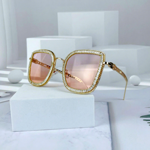 Luxurious Gold Square Sunglasses Full Rim UV400 Protection Women Adult Fashion Accessories - Product Image 2