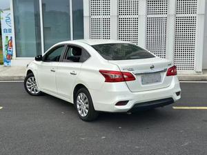 Berline d'occasion en stock à vendre 2024 Voitures neuves chinoises bon marché Sylphy Dongfeng Xuanyi 1.6l Fwd Cvt Voitures confortables - Product Image 5