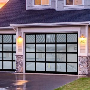 <span class=keywords><strong>Porte</strong></span> <span class=keywords><strong>de</strong></span> <span class=keywords><strong>garage</strong></span> <span class=keywords><strong>sectionnelle</strong></span> automatique en verre d'aluminium électrique extérieur moderne et courageux - Product Image 1