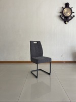Chaise de salle à manger de restaurant d'hôtel moderne de luxe, tissu scandinave brun gris, velours capitonné, pieds en métal, maison, cuisine, bureau à domicile