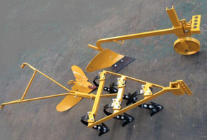 Arado de Caballos Antiguo, Arado de Hierro, Arado de Tracción Animal en Venta - Product Image 6