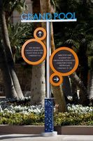 BrandnewSign Business Wayfinding Pylône Signe Extérieur Plyon Signe Panneau Intérieur Extérieur Marque Signpost