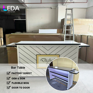 Carrito de Dulces Metálico Moderno LEDA, Nuevo, con Logotipo Personalizado, Color Blanco, Mesa de Bar Móvil con Ruedas para Eventos y Fiestas - Product Image 2