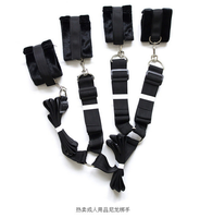 Kit de menottes pour jeux BDSM pour femmes, accessoires de bondage pour couples adultes en chambre à coucher