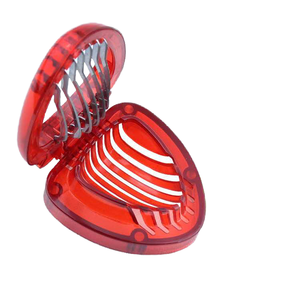 Coupe-<span class=keywords><strong>Fraise</strong></span> Manuel Écologique en PS, Gadget <span class=keywords><strong>de</strong></span> Cuisine Portable, Outil <span class=keywords><strong>de</strong></span> Découpe d'Œufs et <span class=keywords><strong>de</strong></span> Fruits avec Lames en Acier Inoxydable - Product Image 4