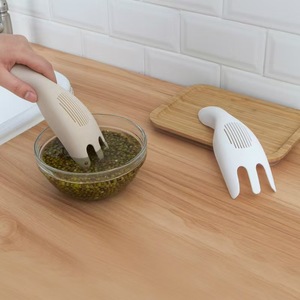 Cuchara y Colador Multifuncional para Lavar Arroz con Herramienta <span class=keywords><strong>de</strong></span> Filtrado y Drenaje, <span class=keywords><strong>Agitador</strong></span> <span class=keywords><strong>de</strong></span> Material PP Resistente al Agua Fría y Protector <span class=keywords><strong>de</strong></span> Manos - Product Image 4