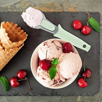 Cuillère à boules de fruits durable pour la cuisine, cuillère à glace en plastique avec poignée TPR antiadhésive à déclenchement rapide