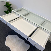 Table de maquillage moderne blanche en gros d'usine, coiffeuse à 11 tiroirs avec miroir LED, table de toilette à plateau en verre pour chambre à coucher