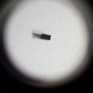 new and original ESDKR5V0UJ 0201 0603 Diodes ESD Diodes 12V 0.4pF Unidirectional - Product Image 1