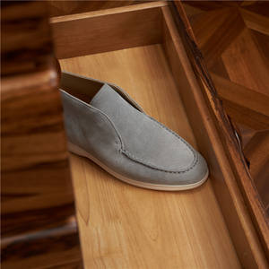 รองเท้าหุ้มข้อสูงแบบลำลองสไตล์อังกฤษสำหรับผู้ชาย ทำจากหนังกลับน้ำหนักเบา สวมใส่สบาย พื้นรองเท้านุ่ม - Product Image 2