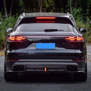 Modification et amélioration de voiture 9Y0 2018-2023 : Lame avant en fibre de carbone et lame arrière pour Cayenne Coupé - Product Image 6