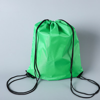 Sac à cordon en polyester 210D léger et imperméable pour le sport, la gym, le yoga, le fitness, les voyages en plein air, avec logo personnalisé, vente en gros