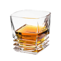 Coffret Cadeau Pierres à Whisky pour Hommes – Boîte en Verre Unique avec 8 Pierres de Granit Réfrigérantes et Verre à Shot