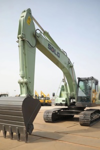 Sdlg เครื่องขุดดิน E6225HEV 23ตันเครื่องขุดไฮดรอลิกสำหรับการบดอัดดินโครงการ - Product Image 4