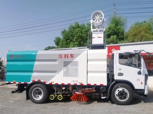 Camion de nettoyage routier 8000L 4x2 avec système de récupération de boue et balayeuse de lavage profond - Product Image 4