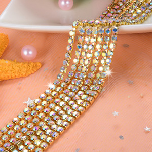 Chaîne de strass à griffes argentées de 4 mm, colorée, avec motif doré, pour la décoration de vêtements et de chapeaux - Product Image 4