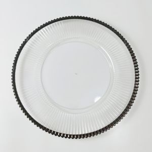 Bulk 13-Inch Gouden Rand Plastic Oplader Serveerschalen Helder Geribbelde Getextureerd Voor Bruiloftsdiner Of Feest Eten Serveren Gebruik - Product Image 3