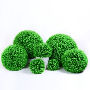Adorno <span class=keywords><strong>de</strong></span> jardín <span class=keywords><strong>de</strong></span> alta calidad césped Artificial bola <span class=keywords><strong>de</strong></span> plástico Topiary verde <span class=keywords><strong>de</strong></span> hierba <span class=keywords><strong>boda</strong></span> bolas <span class=keywords><strong>de</strong></span> flores - Product Image 5