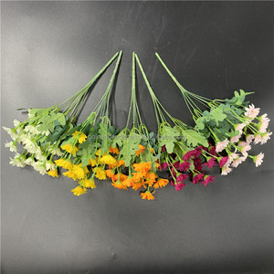 QSLH Ti317 <span class=keywords><strong>Petit</strong></span> <span class=keywords><strong>Bouquet</strong></span> <span class=keywords><strong>De</strong></span> <span class=keywords><strong>Fleurs</strong></span> Coloré Daisy Décorations <span class=keywords><strong>De</strong></span> Fête Chrysanthème Daisy Pour La Décoration <span class=keywords><strong>De</strong></span> Mariage Arrangement Floral - Product Image 3