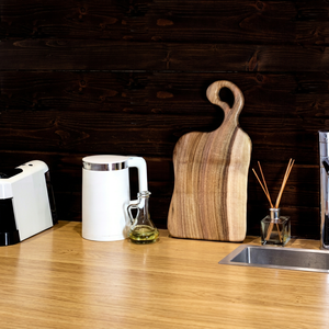 Planche à découper en bois de luxe réutilisable et durable pour la cuisine et la salle à manger, compatible lave-vaisselle - Product Image 1