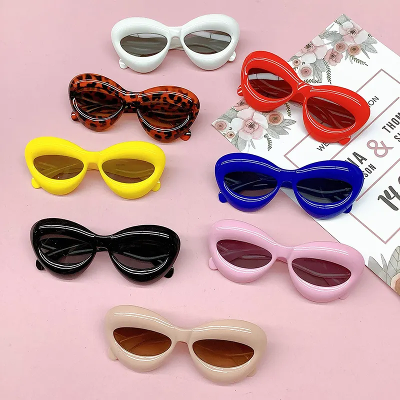 2023 Fashion Candy Color Cateye Y2K Sun Glasses For Kids Brand Design Thick Inflated Sunglasses Toddler Punk Hip Hop Shades
