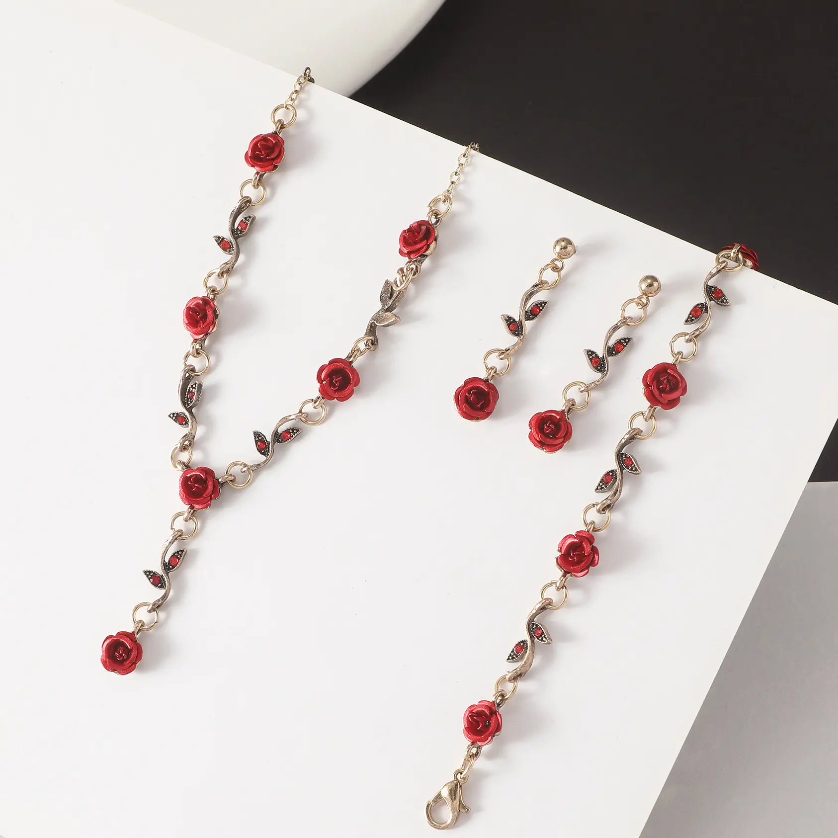 Set perhiasan mawar merah trendi untuk wanita, Set perhiasan anting-anting menjuntai kalung rantai Tautan & gelang untuk pesta pernikahan pengantin