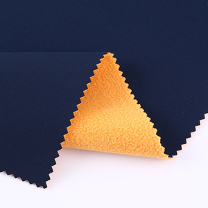 96% polyester tissé 4 voies stretch collé avec polaire extérieur <span class=keywords><strong>porte</strong></span> imperméable <span class=keywords><strong>veste</strong></span> softshell tissu - Product Image 3