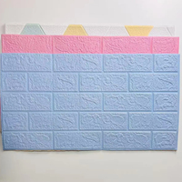 Carreaux muraux en briques auto-adhésives 3D PE de luxe blanc Papier peint imperméable à l'eau à dos en mousse souple Installation sur bâton pelable de Chine