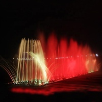 Fontaine d'eau dansante pour spectacle aquatique en plein air sur lac ou rivière