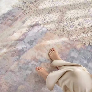 Alfombra redonda decorativa de estilo francés en crema, rosa y morado con textura mixta para salón de belleza, peluquería, recepción y sala de espera. - Product Image 6