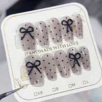 Venta al por Mayor a Bajo Precio, Alas de Mariposa Brillantes Doradas en Rosa Claro, Estilo Minimalista, Uñas Elegantes Semimanuales