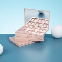 Kunden spezifische Farbe Weiße Farbe Quadratisches Logo Angepasste leere Lidschatten-Paletten box Private Label Kunststoff-Lidschatten-Paletten etui