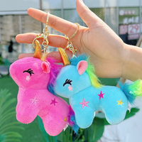 Porte-clés licorne en peluche douce de 9 cm, mini poupée licorne rose en peluche, jouet animal en peluche, porte-clés