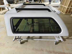 Cubierta de Fibra de Vidrio Estilo Todoterreno para <span class=keywords><strong>Toyota</strong></span> <span class=keywords><strong>Hilux</strong></span> 501L-600L, Tapa Rígida Impermeable para Camioneta con Barras de Techo - Product Image 4