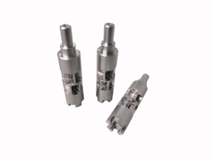 Pièces en acier inoxydable et en titane usinées sur commande avec des solutions d'électroérosion à fil pour la robotique industrielle et l'automatisation - Product Image 4