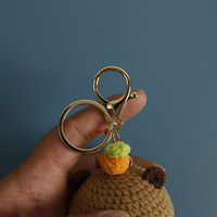 Haute qualité poupée porte-clés tressé Capybara Anime porte-clés sac breloque suspendu à la main cadeau porte-clés