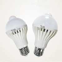 Bombilla LED inteligente con sensor de infrarrojos, sensor de movimiento del cuerpo humano PIR, E27 7/9/12W, control de sonido y luz del pasillo de la escalera