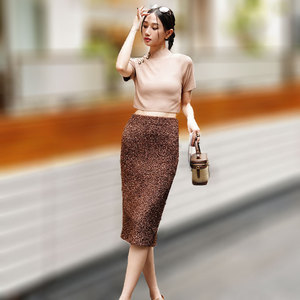 À la mode femmes vêtements 2025 été mode pull Blouse femmes dame élégant à manches courtes pull court - Product Image 5